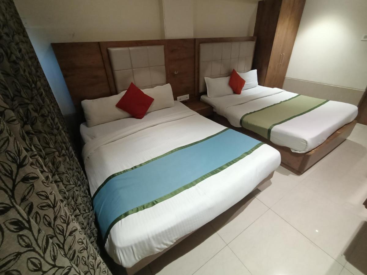 Fabhotel Regal Inn Mumbai Kültér fotó