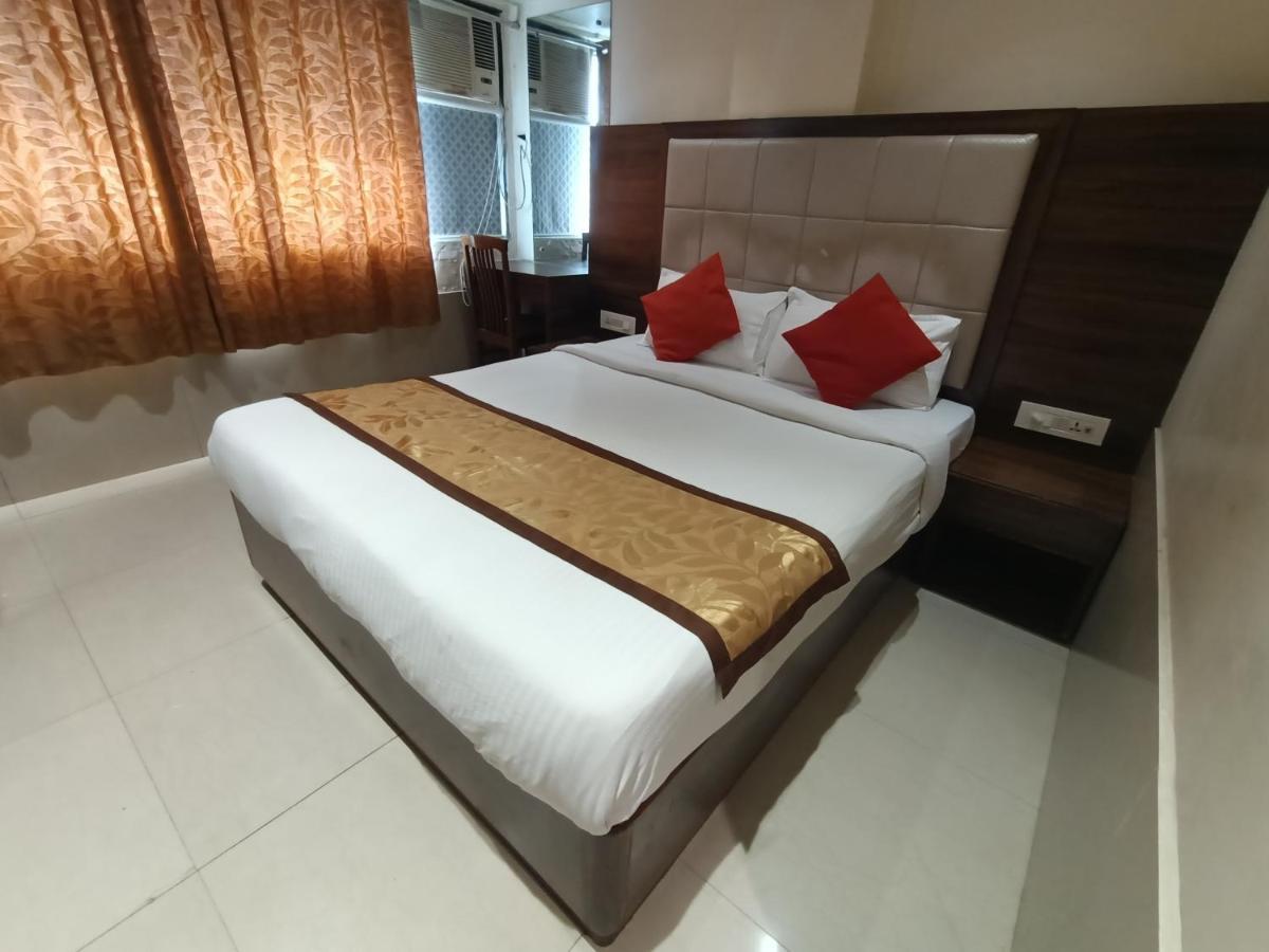 Fabhotel Regal Inn Mumbai Kültér fotó
