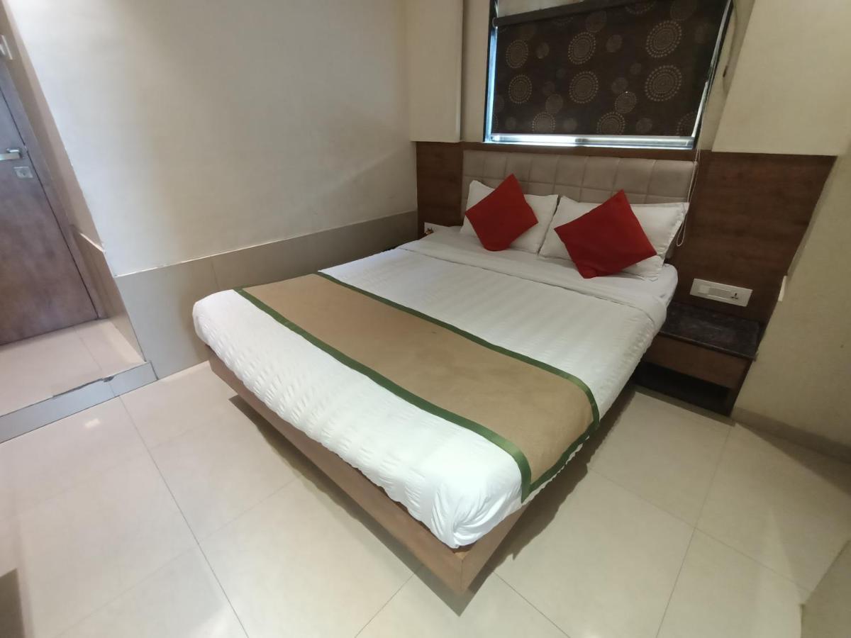 Fabhotel Regal Inn Mumbai Kültér fotó