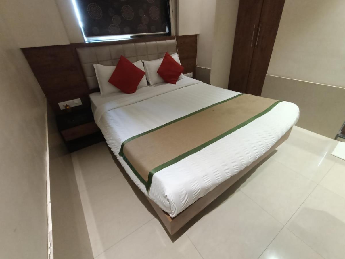 Fabhotel Regal Inn Mumbai Kültér fotó