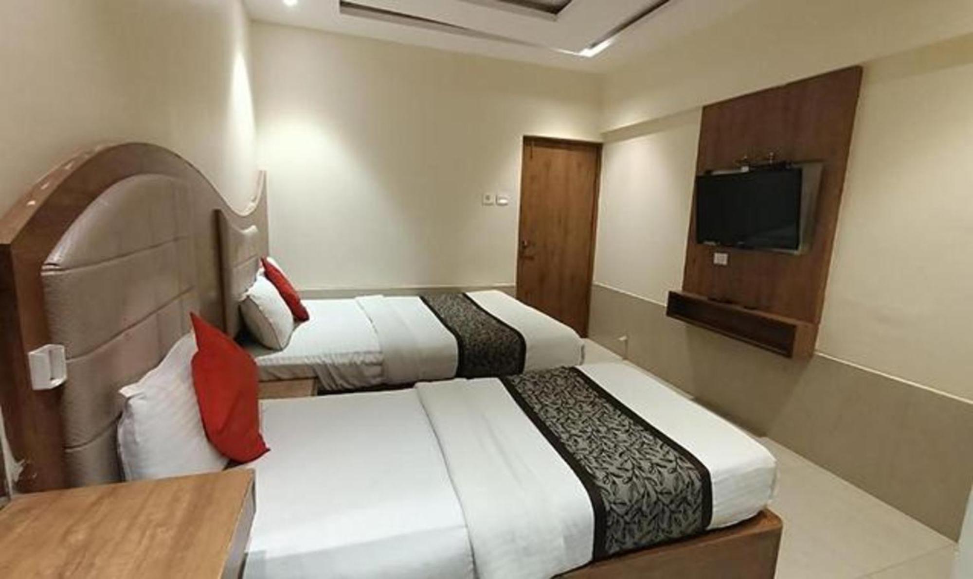 Fabhotel Regal Inn Mumbai Kültér fotó