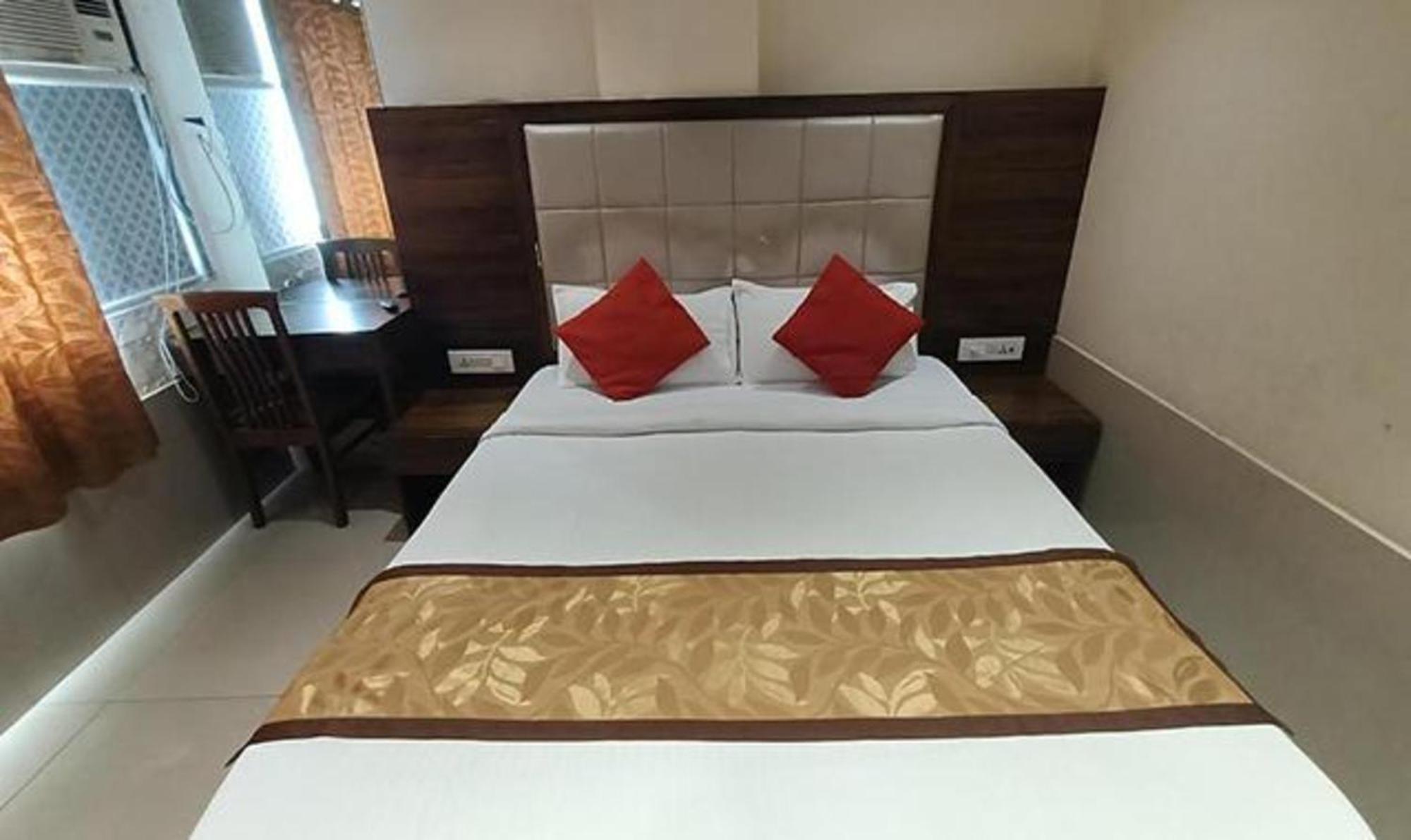 Fabhotel Regal Inn Mumbai Kültér fotó