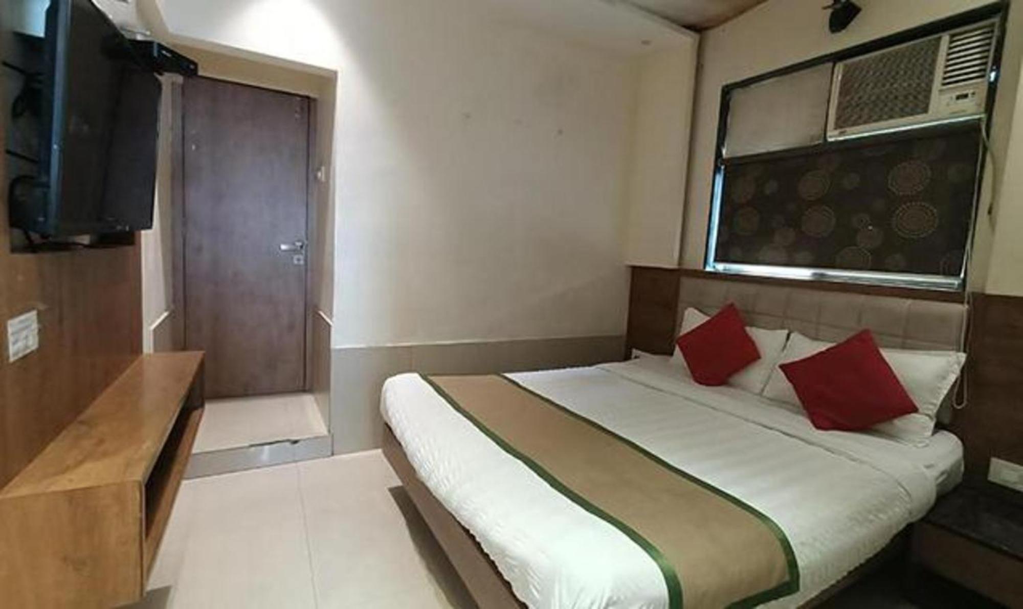 Fabhotel Regal Inn Mumbai Kültér fotó