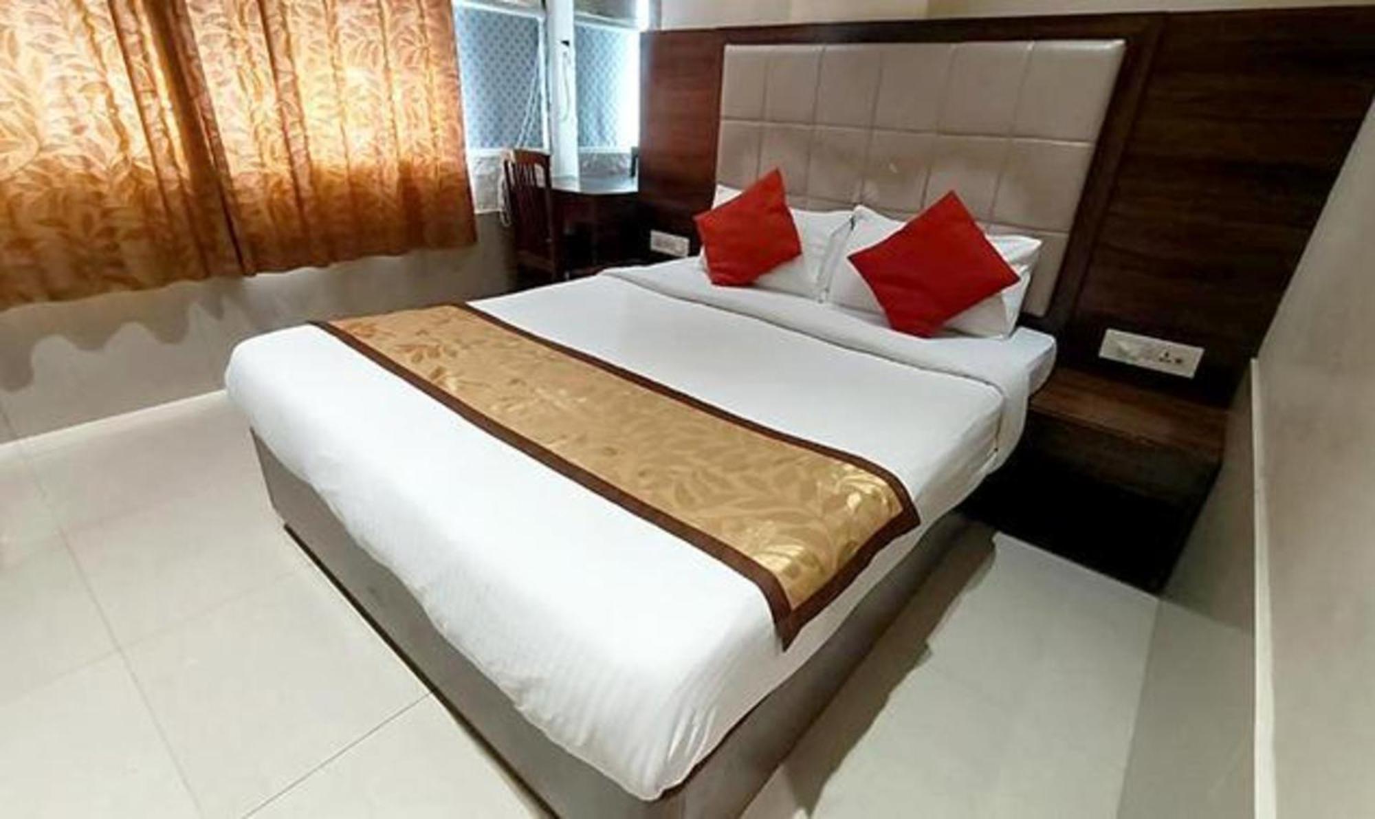 Fabhotel Regal Inn Mumbai Kültér fotó