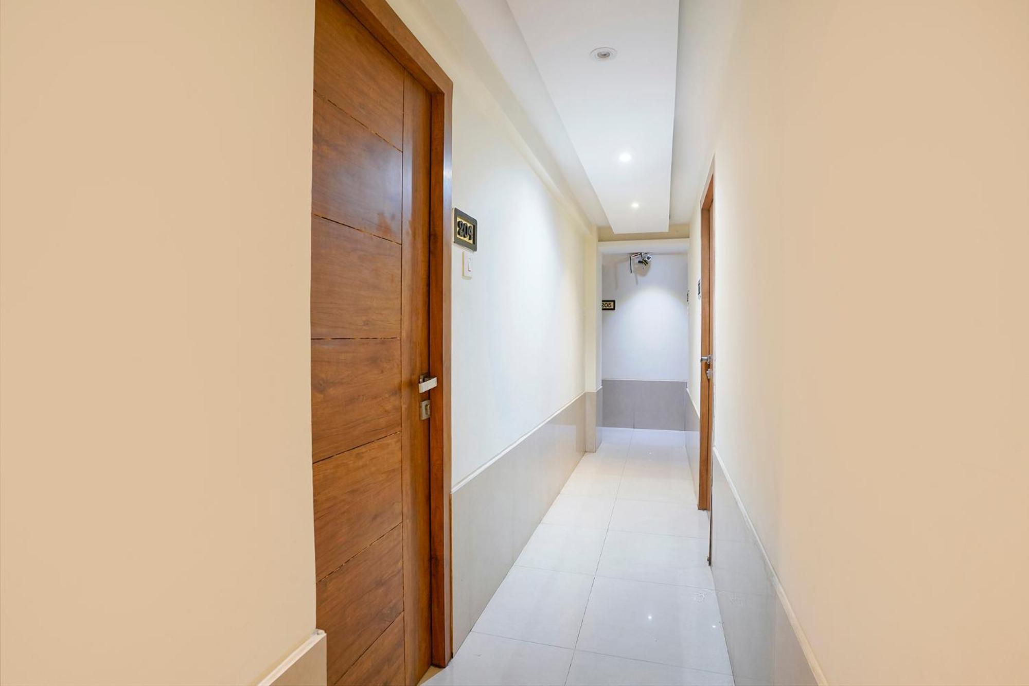 Fabhotel Regal Inn Mumbai Kültér fotó
